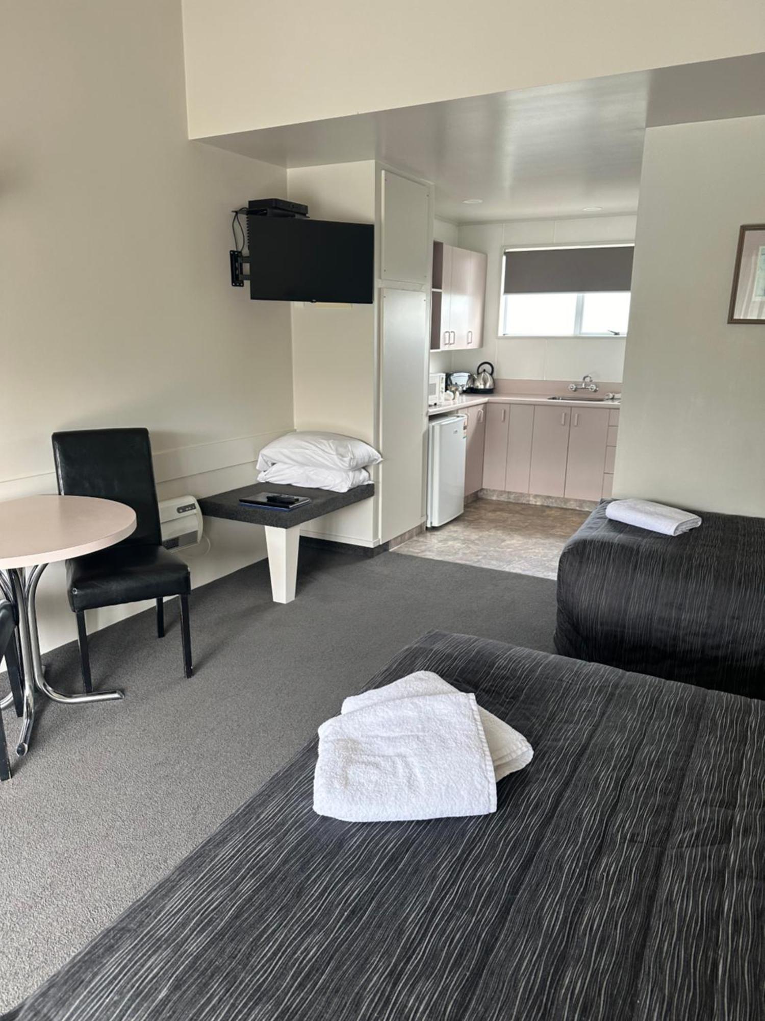 Helensborough Motor Inn Балклута Экстерьер фото